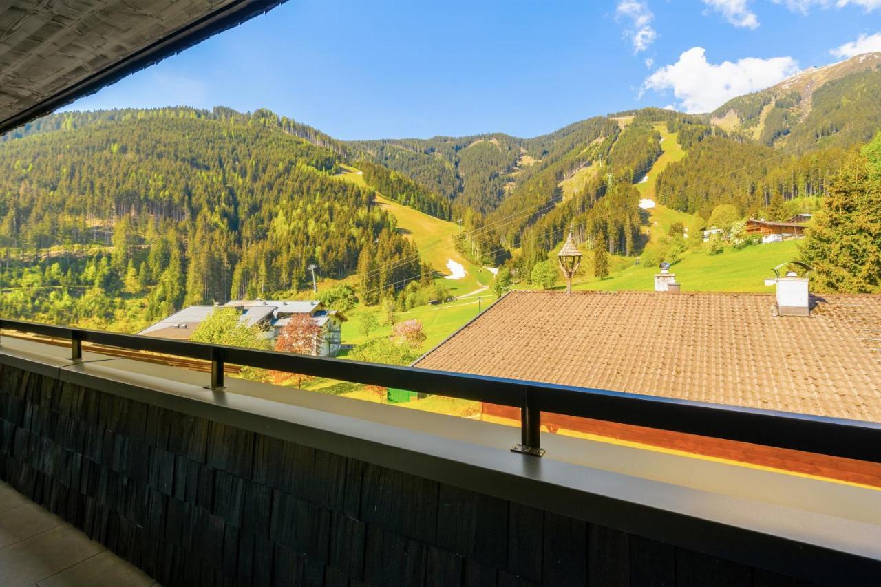 Sunny Ferienwohnungen Ski In - Ski Out Self Check In Zell am See Extérieur photo